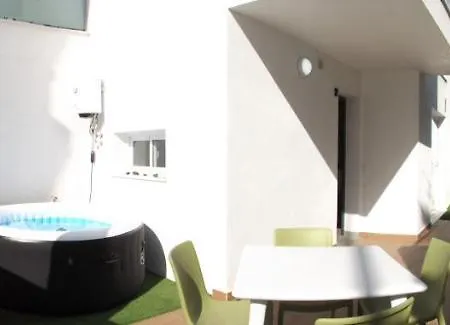 The Blue Corner アパート *