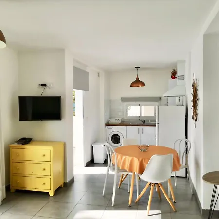 アパート The Blue Corner *