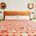 The Blue Corner Apartment *