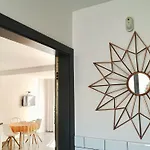 The Blue Corner Apartment *