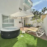 The Blue Corner Apartment