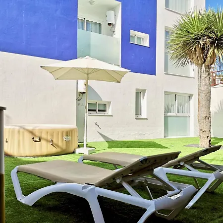 The Blue Corner Apartment